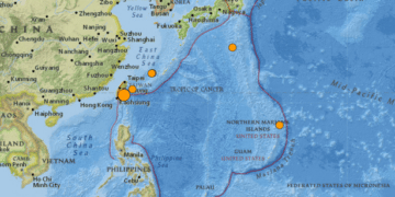 Strong quake hits Taiwan, topples house, halts rail traffic