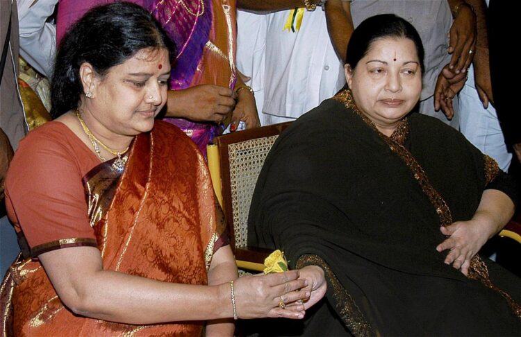 Advantage Edappadi Palaniswami – The Hindu