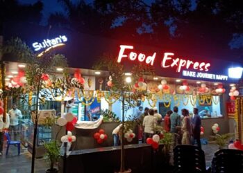 Andhra Pradesh: Rail coach restaurant opened at Guntur station