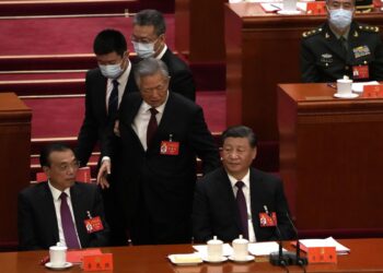 China’s new Central Committee excludes Li Keqiang, Wang Yang