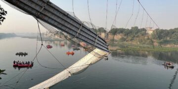 Congress demands probe headed by retired SC or HC judge in the Gujarat bridge collapse