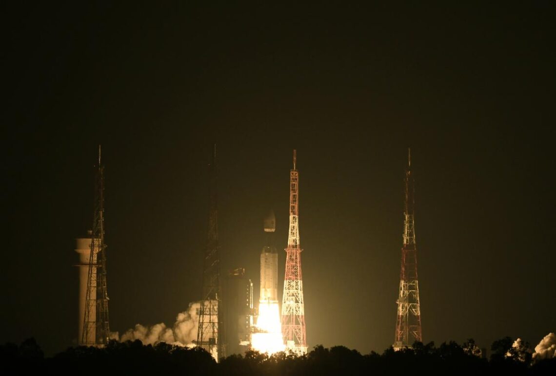 ISRO’s heaviest rocket with 36 satellites on board lifts off ISRO’s heaviest rocket with 36 satellites on board lifts off