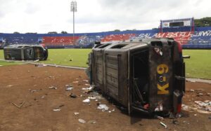 Indonesia football stampede live updates | Death toll rises to 174, league suspended
