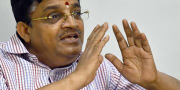 Maitreyan expelled from AIADMK – The Hindu