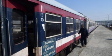 Militant killed, another held in Kashmir; explosives found near Jammu railway station