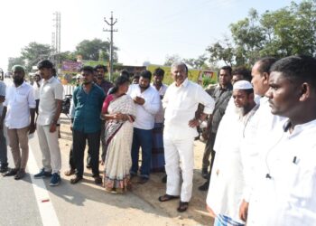 Minister thanked for helping road mishap victim in Andhra Pradesh’s Chittoor district