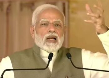 Need united efforts to be self sufficient in agriculture, PM Modi to farmers 