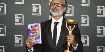 Sri Lankan author Shehan Karunatilaka wins 2022 Booker Prize
