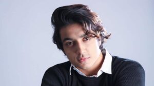 Throwing The Spotlight On The Underappreciated Singer Tanzeel Khan