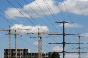 Ukraine: Russia hits power site by Kyiv, guards seized land
