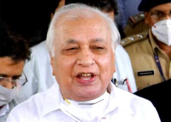 Vice-Chancellors can continue till Governor takes decision on show cause notice, says Kerala High Court