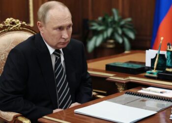 Vladimir Putin signs laws annexing 4 Ukrainian regions