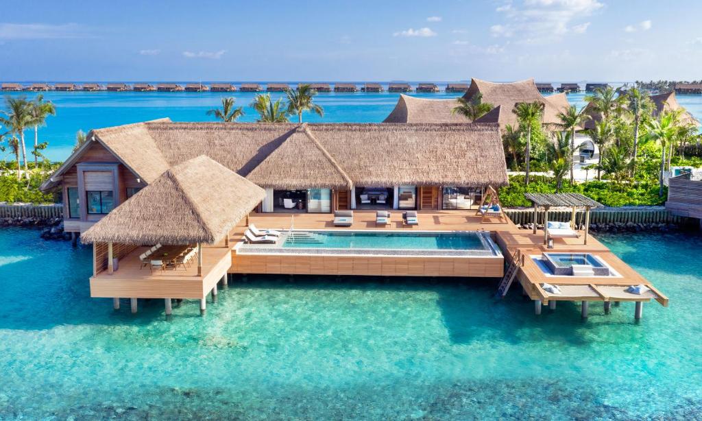 10 Most Luxurious Water Villas In Maldives