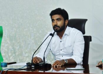 YSRCP ups the ante against TDP