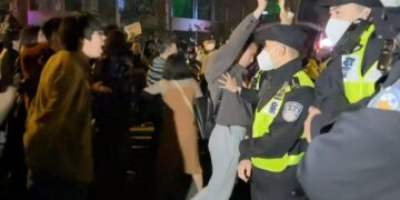 Anti-lockdown protests intensify in China as COVID cases hit record high