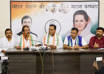 Congress, NCP forge alliance in run-up to Gujarat polls