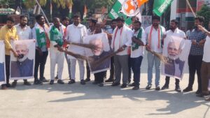 Congress protests against BJP in Sangareddy