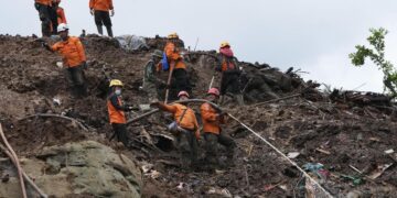 Death toll from Indonesia earthquake rises to 321