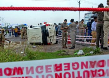 ED attaches assets worth ₹10.12 crore of Vikas Dubey, others