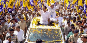 Gujarat Assembly elections | AAP’s promise of ‘Delhi model’ piques curiosity, stokes debate in BJP stronghold