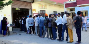 Himachal Pradesh Assembly Election 2022 Live Updates | 18% turnout till 11 a.m., Mandi records 21.92%