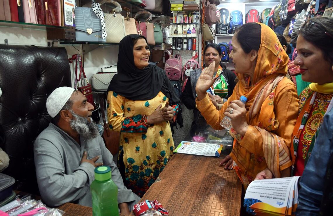 In Himachal Pradesh, Congress, BJP leaders and cadre garner support as campaign picks up