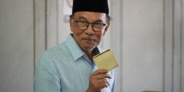 Malaysia king names reformist leader Anwar Ibrahim as Prime Minister