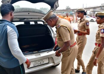 Mangaluru blast: Vehicles entering Coimbatore district checked on Tamil Nadu-Kerala border