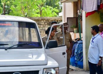 NIA team visits places near Coimbatore blast site; police search houses of persons on watch list