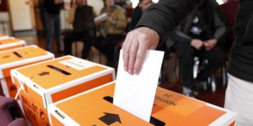 New Zealand group wanting voting age set at 16 wins in court