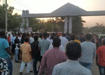 Protests in Wadi, Chittapur in Karnataka over ‘Priyank Kharge missing’ posters