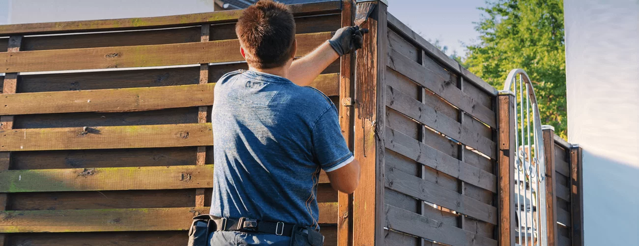 Fence Installer