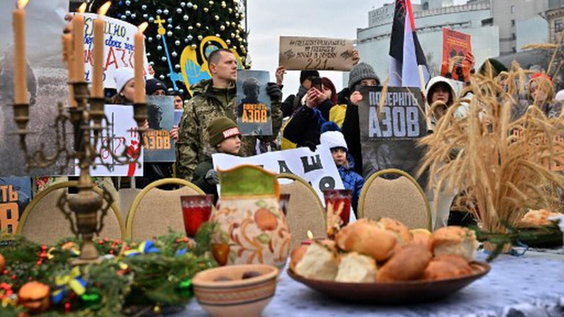 A Christmas season without its traditional glow in Ukraine
