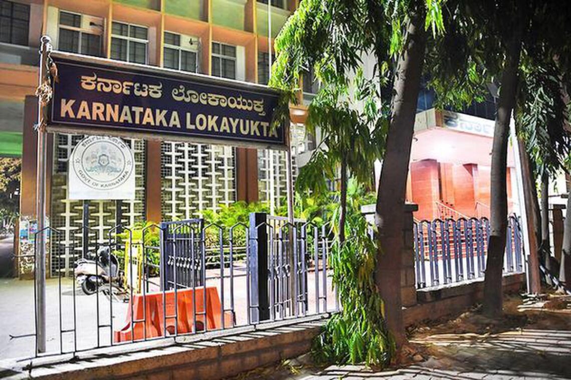 Lokayukta to train staff in handling corruption cases in Karnataka Lokayukta to train staff in handling corruption cases in Karnataka