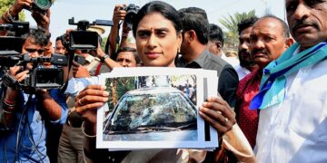 Sharmila’s comments making Andhra-origin people in TS uncomfortable: Jagga Reddy