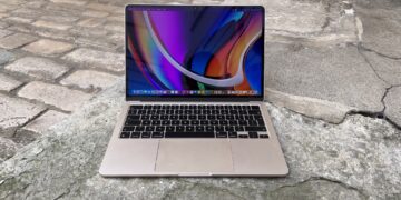 Apple MacBook Air Review (2022): Specifications And Functions