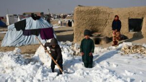 At least 70 killed by Afghanistan cold snap: official