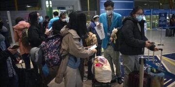 COVID-19 wave past its peak in many parts of China