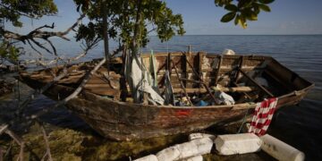 Five dead, 12 missing after Cuba migrant boat sinks