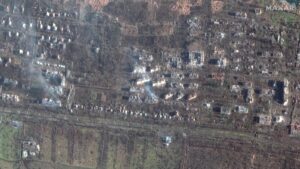 Strikes in east Ukraine despite Vladimir Putin’s ceasefire order