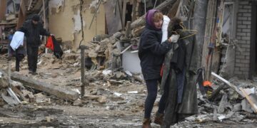 Ukraine faces grim start to 2023 after fresh Russian attacks