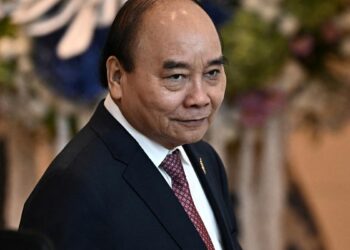 Vietnam president resigns amid major anti-graft purge
