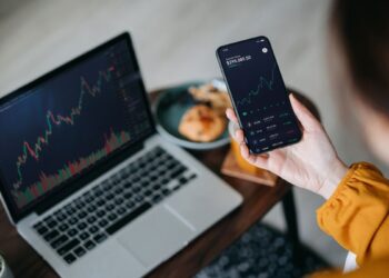 8 Best AI Investment Tools