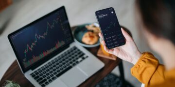 8 Best AI Investment Tools