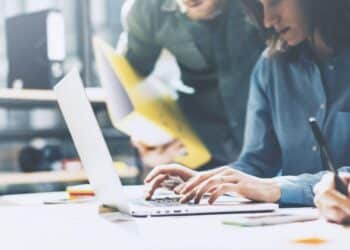 8 Best WinRAR Alternatives For You To Checkout