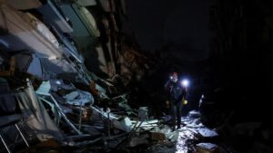 Aid, rescuers rushed to Turkey, Syria after deadly quake