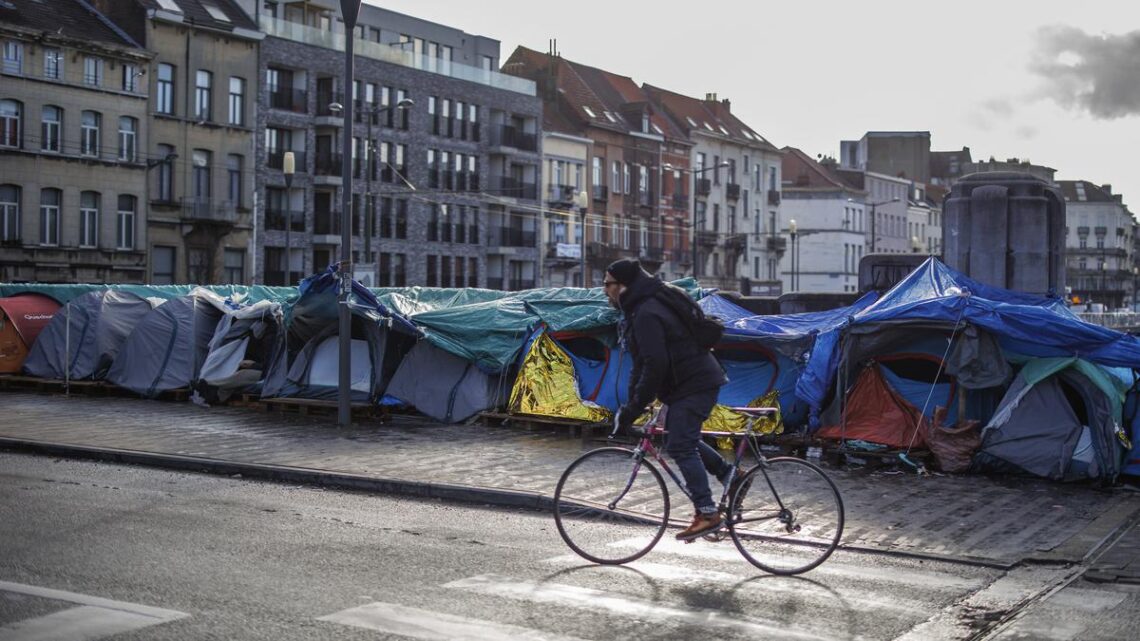 Asylum requests in EU for 2022 reached 7-year high of nearly 1 million