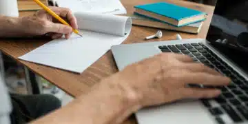 Best Essay Writing Service & Other Troubles of Senior Students