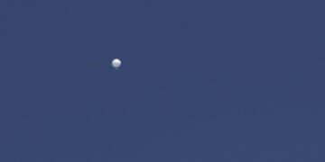 Chinese spy balloon ‘transits’ Latin America after first craft flies over U.S.