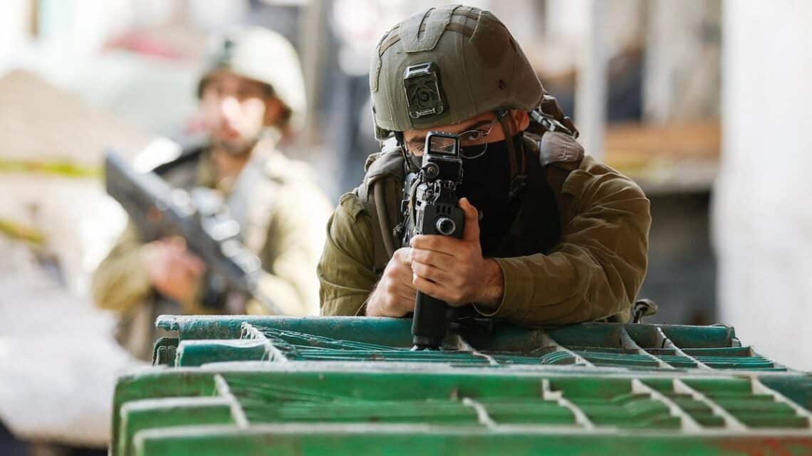 Israeli settlers shoot, wound two Palestinians in West Bank